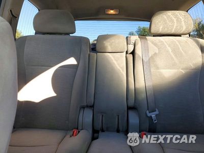 Zdjęcie 10 z 13 samochodu: 2011 TOYOTA HIGHLANDER BASE VIN:5TDBK3EH9BS091871 - miniatura