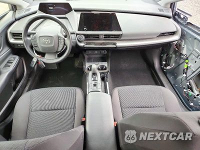 Zdjęcie 8 z 12 samochodu: 2024 TOYOTA PRIUS LE VIN:JTDADABU0R3008223 - miniatura