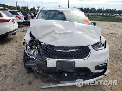Piąte zdjęcie samochodu w środku: 2024 CHRYSLER PACIFICA TOURING L VIN:2C4RC1BG6RR167383 - miniatura