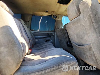 Zdjęcie 11 z 13 samochodu: 2003 CHEVROLET SUBURBAN C1500 VIN:1GNEC16T43J192615 - miniatura