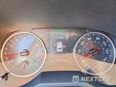 Zdjęcie 9 z 13 samochodu: 2020 TOYOTA RAV4 XLE PREMIUM VIN:JTMC1RFV7LD048769 - miniatura