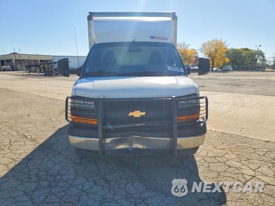 Piąte zdjęcie samochodu w środku: 2018 CHEVROLET EXPRESS DELIVERY TRUCK VIN:1GB0GRFP4J1333287 - miniatura