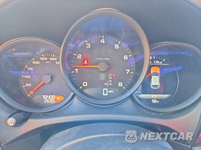 Zdjęcie 9 z 13 samochodu: 2018 PORSCHE MACAN VIN:WP1AA2A52JLB06097 - miniatura
