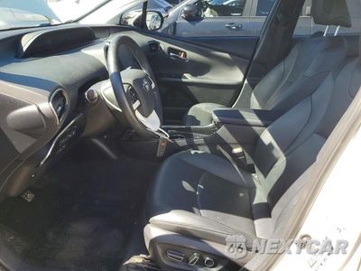 Zdjęcie 7 z 12 samochodu: 2018 TOYOTA PRIUS FOUR VIN:JTDKARFU4J3548698 - miniatura
