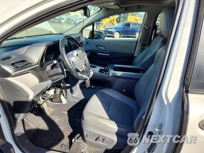 Zdjęcie 7 z 13 samochodu: 2021 TOYOTA SIENNA XLE VIN:5TDYRKEC0MS051685 - miniatura