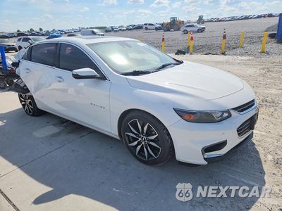 Czwarte zdjęcie samochodu z boku: 2018 CHEVROLET MALIBU LT VIN:1G1ZD5ST3JF156590 - miniatura