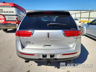 Zdjęcie 6 z 13 samochodu: 2015 LINCOLN MKX VIN:2LMDJ6JK0FBL29189 - miniatura