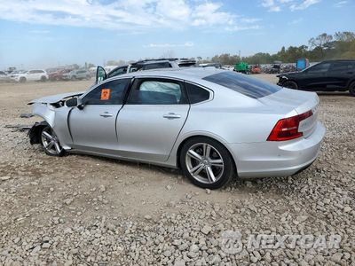 Drugie zdjęcie samochodu z przodu: 2018 VOLVO S90 T5 MOMENTUM VIN:LVY102MK0JP055450 - miniatura