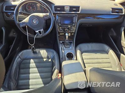 Zdjęcie 8 z 12 samochodu: 2015 VOLKSWAGEN PASSAT SEL VIN:1VWCT7A31FC027251 - miniatura