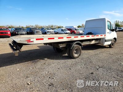 Trzecie zdjęcie samochodu z tyłu: 2019 MERCEDES-BENZ SPRINTER 3500/4500 VIN:WDAPF4CD9KN025829 - miniatura