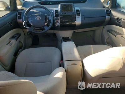 Zdjęcie 8 z 12 samochodu: 2006 TOYOTA PRIUS BASE VIN:JTDKB20UX63137293 - miniatura