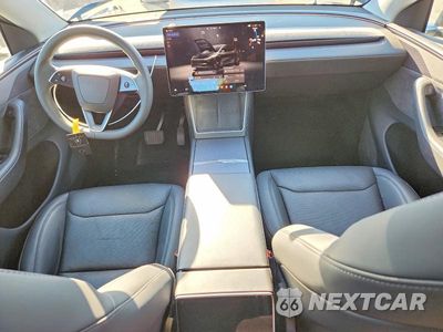 Zdjęcie 8 z 12 samochodu: 2026 TESLA MODEL Y VIN:7SAYGDED2TF416688 - miniatura
