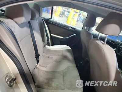 Zdjęcie 10 z 12 samochodu: 2014 VOLKSWAGEN JETTA BASE VIN:3VW2K7AJ5EM328552 - miniatura