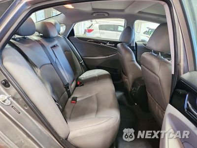 Zdjęcie 10 z 12 samochodu: 2012 HYUNDAI SONATA LIMITED 2.0T VIN:5NPEC4AB0CH481931 - miniatura