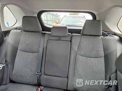 Zdjęcie 10 z 14 samochodu: 2020 TOYOTA RAV4 XLE VIN:2T3P1RFV1LC091722 - miniatura