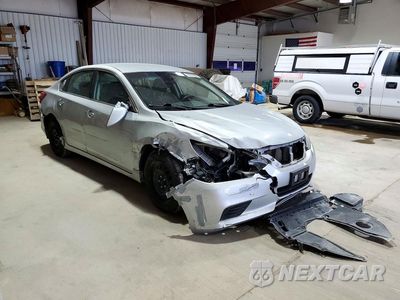 Czwarte zdjęcie samochodu z boku: 2016 NISSAN ALTIMA 2.5 S VIN:1N4AL3AP6GN352902 - miniatura