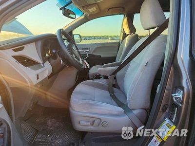 Zdjęcie 7 z 12 samochodu: 2016 TOYOTA SIENNA LE VIN:5TDKK3DC1GS766366 - miniatura