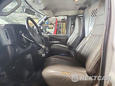 Zdjęcie 7 z 13 samochodu: 2020 GMC SAVANA G3500 VIN:1GTZ7HFG4L1257697 - miniatura