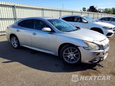 Czwarte zdjęcie samochodu z boku: 2011 NISSAN MAXIMA 3.5 S VIN:1N4AA5AP4BC867323 - miniatura