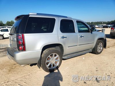 Trzecie zdjęcie samochodu z tyłu: 2013 GMC YUKON DENALI VIN:1GKS1EEFXDR269452 - miniatura