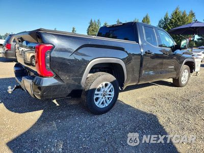 Trzecie zdjęcie samochodu z tyłu: 2022 TOYOTA TUNDRA SR5 VIN:5TFLA5DA0NX014764 - miniatura