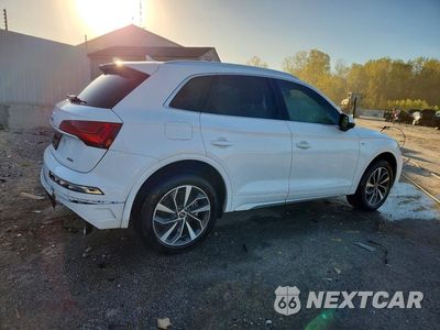 Trzecie zdjęcie samochodu z tyłu: 2022 AUDI Q5 PREMIUM PLUS 45 VIN:WA1EAAFY1N2126170 - miniatura