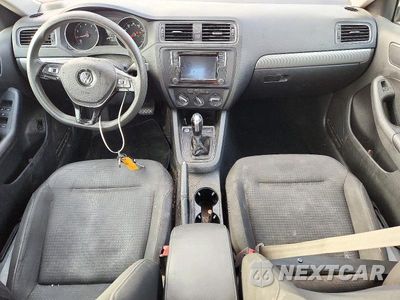 Zdjęcie 8 z 12 samochodu: 2016 VOLKSWAGEN JETTA SE VIN:3VWD67AJ2GM256578 - miniatura
