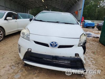 Piąte zdjęcie samochodu w środku: 2015 TOYOTA PRIUS TWO VIN:JTDKN3DU2F1885961 - miniatura