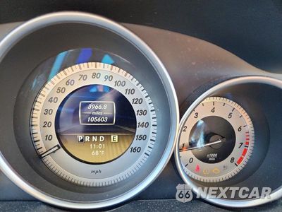 Zdjęcie 9 z 12 samochodu: 2012 MERCEDES-BENZ C 300 4MATIC VIN:WDDGF8BB7CR228965 - miniatura