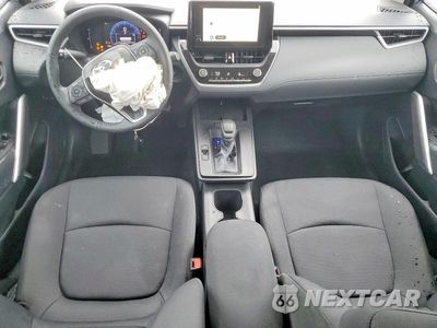 Zdjęcie 8 z 13 samochodu: 2026 TOYOTA COROLLA CROSS LE VIN:7MUCAAAG7TV206094 - miniatura