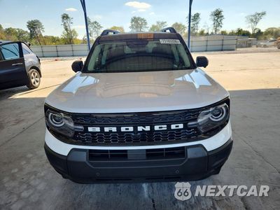 Piąte zdjęcie samochodu w środku: 2025 FORD BRONCO SPORT OUTER BANKS VIN:3FMCR9CN3SRE28951 - miniatura
