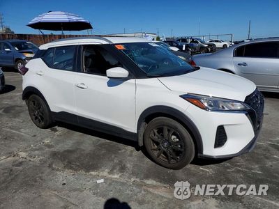 Czwarte zdjęcie samochodu z boku: 2023 NISSAN KICKS SV VIN:3N1CP5CV2PL521248 - miniatura