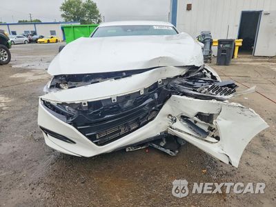 Piąte zdjęcie samochodu w środku: 2018 HONDA ACCORD SPORT VIN:1HGCV1F32JA121714 - miniatura