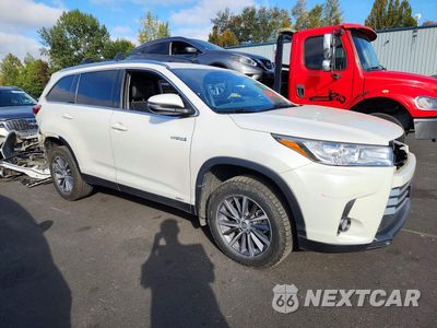 Czwarte zdjęcie samochodu z boku: 2019 TOYOTA HIGHLANDER HYBRID XLE VIN:5TDJGRFH0KS066923 - miniatura