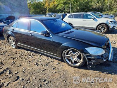 Czwarte zdjęcie samochodu z boku: 2013 MERCEDES-BENZ S 550 4MATIC VIN:WDDNG9EB7DA514689 - miniatura