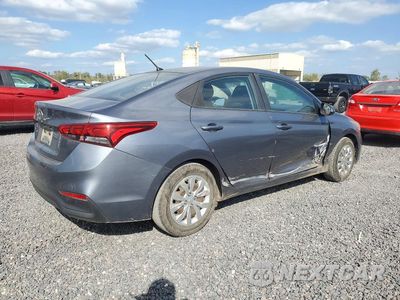 Trzecie zdjęcie samochodu z tyłu: 2027 HYUNDAI ACCENT SE VIN:3KPC24A34JE021045 - miniatura
