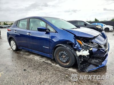 Czwarte zdjęcie samochodu z boku: 2018 NISSAN LEAF S VIN:1N4AZ1CP5JC300499 - miniatura