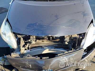 Zdjęcie 11 z 12 samochodu: 2013 TOYOTA PRIUS TWO VIN:JTDKN3DU7D1651585 - miniatura