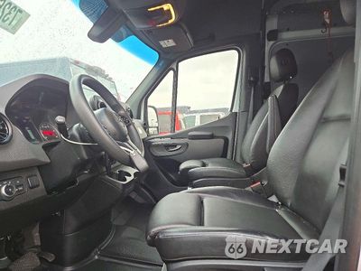 Zdjęcie 7 z 12 samochodu: 2024 MERCEDES-BENZ SPRINTER 2500 DELIVERY VAN VIN:W1Y4NDHY4RT176433 - miniatura