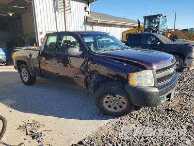 Czwarte zdjęcie samochodu z boku: 2008 CHEVROLET SILVERADO K1500 VIN:1GCEK19068Z289773 - miniatura