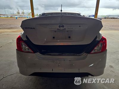 Zdjęcie 6 z 12 samochodu: 2016 NISSAN VERSA 1.6 S VIN:3N1CN7AP2GL866799 - miniatura