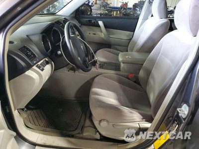 Zdjęcie 7 z 13 samochodu: 2008 TOYOTA HIGHLANDER BASE VIN:JTEES41A282045080 - miniatura
