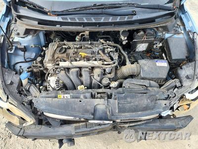 Zdjęcie 11 z 12 samochodu: 2013 HYUNDAI ELANTRA LIMITED VIN:KMHDH4AE4DU531241 - miniatura