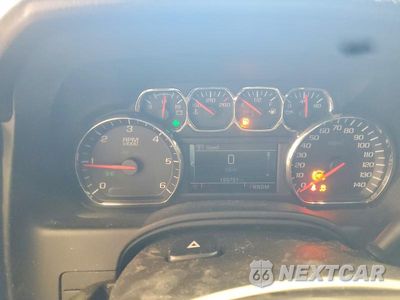 Zdjęcie 9 z 13 samochodu: 2015 CHEVROLET SUBURBAN K1500 LT VIN:1GNSKJKCXFR236117 - miniatura