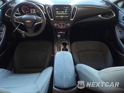 Zdjęcie 8 z 12 samochodu: 2018 CHEVROLET MALIBU LT VIN:1G1ZD5ST5JF251023 - miniatura