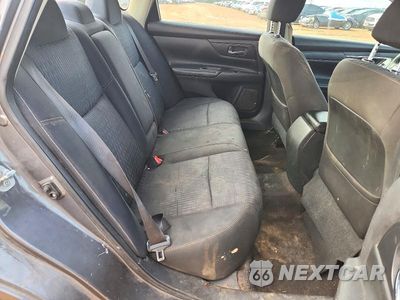 Zdjęcie 10 z 12 samochodu: 2016 NISSAN ALTIMA VIN:1N4AL3AP1GN341628 - miniatura