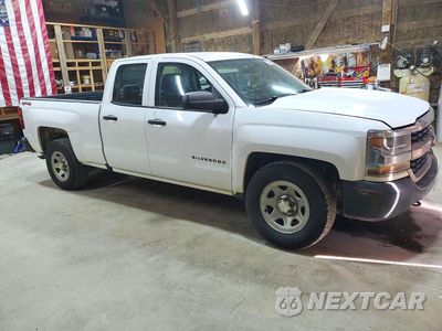 Czwarte zdjęcie samochodu z boku: 2018 CHEVROLET SILVERADO K1500 VIN:1GCVKNEC4JZ198191 - miniatura