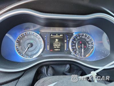 Zdjęcie 9 z 12 samochodu: 2015 CHRYSLER 200 LIMITED VIN:1C3CCCAB5FN575684 - miniatura