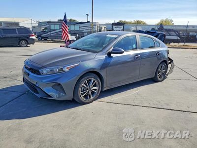 2023 KIA FORTE LXS 3KPF24AD5PE634161 - główne zdjęcie licytacji z USA - miniatura