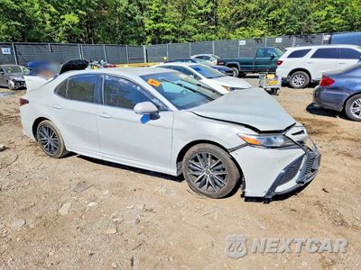 Czwarte zdjęcie samochodu z boku: 2022 TOYOTA CAMRY SE VIN:4T1G11AK5NU071028 - miniatura